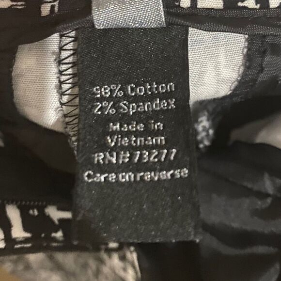 APT.9 WOMEN’s BLACK & WHITE MID RISE CAPRI PANTS Sz- 4 - Picture 6 of 6